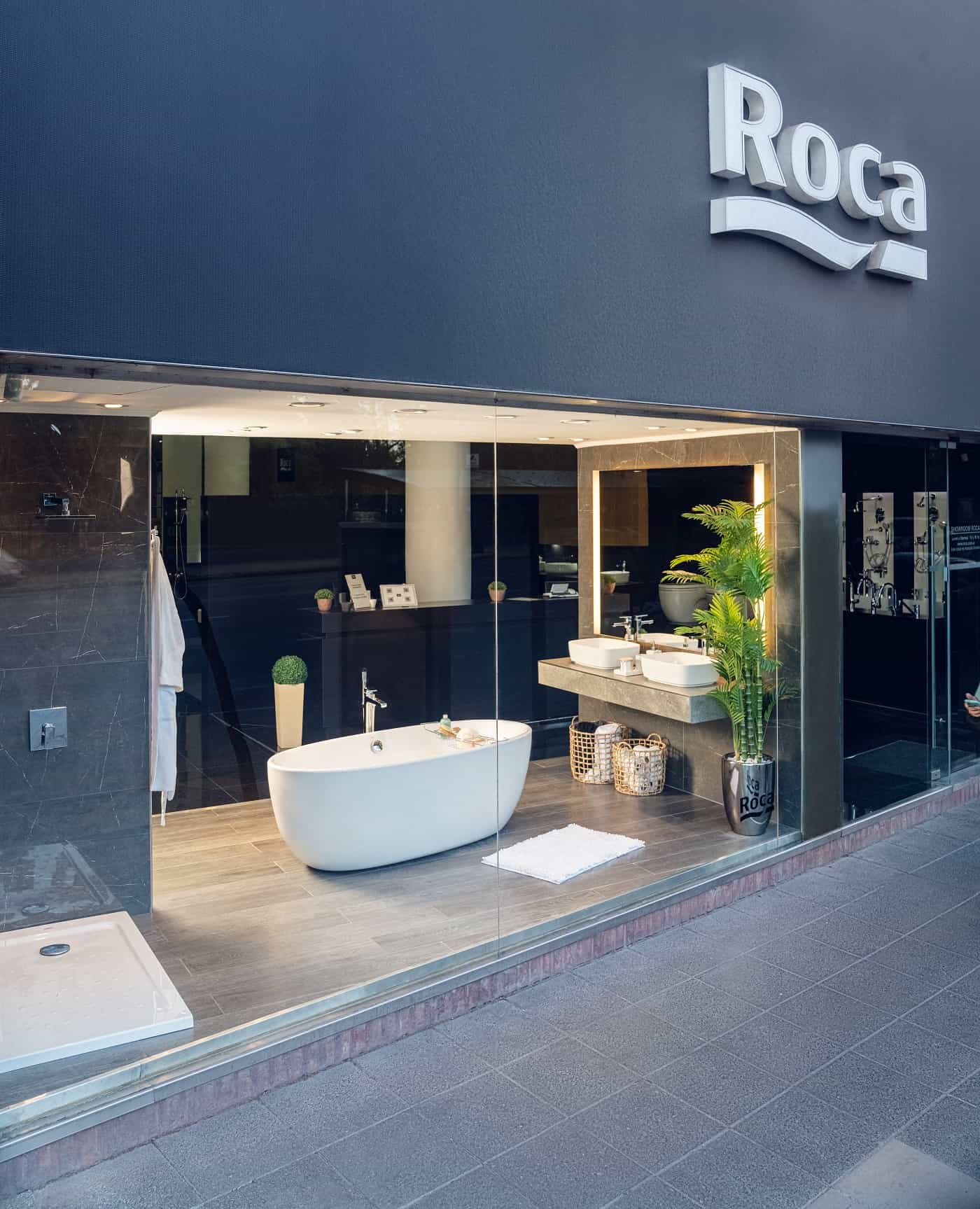 <p>Компания Roca стала первым производителем решений для ванной комнаты, открывшим шоурум в Буэнос-Айресе.</p>1